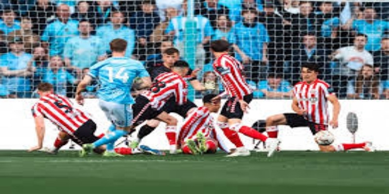 红牌瞬间改变战局-华体会