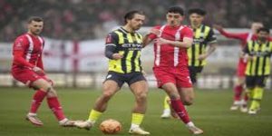 曼城同步引援计划与阵容变化-华体会